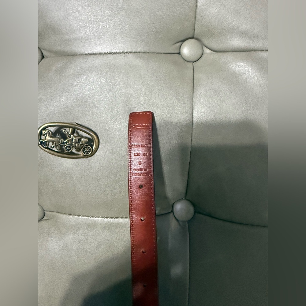 Coach Brown Signature Slim Belt reversible - Picture 4 of 7